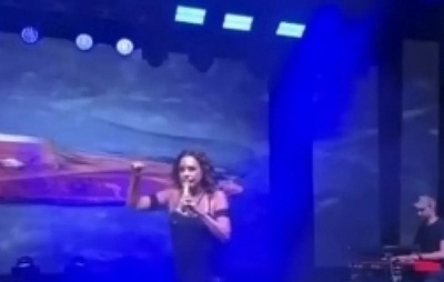 Daniela Mercury se pronuncia após polêmica de banco arremessado durante CasaCor