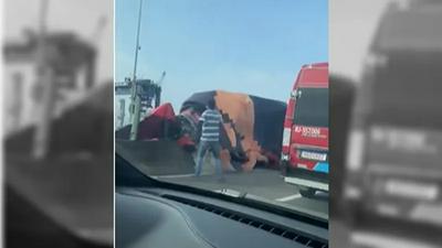 Queda de balão assusta motoristas na travessia da ponte Rio-Niterói