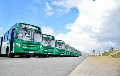 Rodoviários devem atrasar saída de ônibus de garagens em Salvador nesta quinta