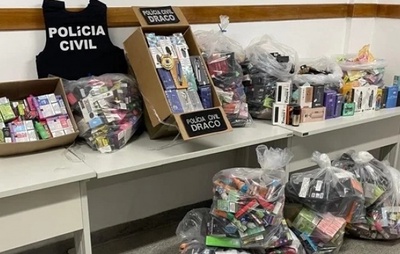 Polícia apreende mais de R$ 400 mil em cigarros eletrônicos de comércio ilegal em Feira de Santana