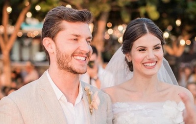 Camila Queiroz celebra 6 anos de casamento com Klebber Toledo