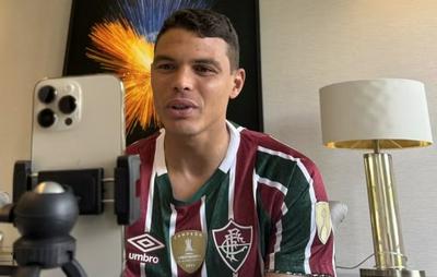 Fluminense oficializa a contratação do experiente zagueiro Thiago Silva