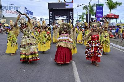 Com Malê Debalê e Saiddy Bamba, Micareta de Feira inicia o segundo dia de festa