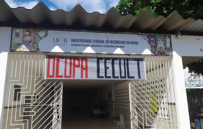 Ocupação em UFRB: Alunos em Santo Amaro lutam por auxílios para permanecerem na universidade