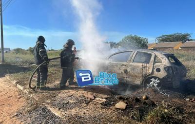 Motorista é agredido e tem carro incendiado após atropelamento 3 pessoas no Oeste baiano