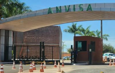 Anvisa proíbe temporariamente venda produtos à base de fenol para procedimentos de saúde