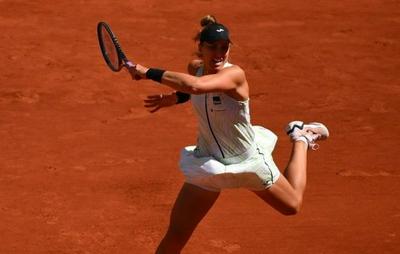 Tênis: Beatriz Haddad Maia vence ex-top 10 do mundo na estreia e avança no Madrid Open