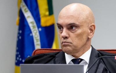 “Seria esquizofrênico me auto oficiar”, diz Moraes sobre acusações de que usou TSE em investigações no STF