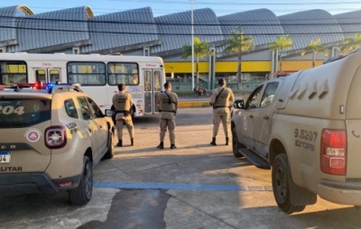 Foragidos da Justiça são capturados pela PM em estações do metrô de Salvador neste domingo