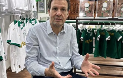 Rival de Leila diz que é a favor de bet no Palmeiras