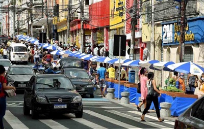 Justiça dá 180 dias para prefeitura de Salvador apresentar plano de ordenamento da Av. Joana Angélica