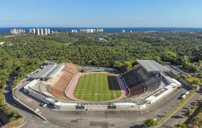 Programa abre 500 vagas gratuitas para aulas de futebol em Salvador; confira como se inscrever