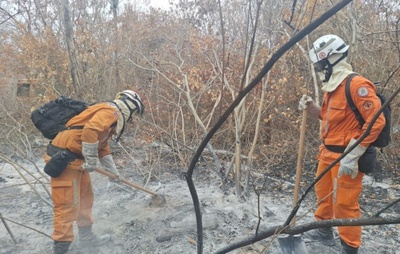 Bombeiros debelam incêndios em cidades do Oeste e Sudoeste baiano