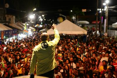 Micareta de Feira: Adão Negro leva grande público para palco Reggae Vibes