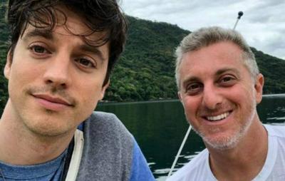 Irmão de Luciano Huck relembra motivo que o fez deixar o Brasil: "Fugindo de ameaça de morte"