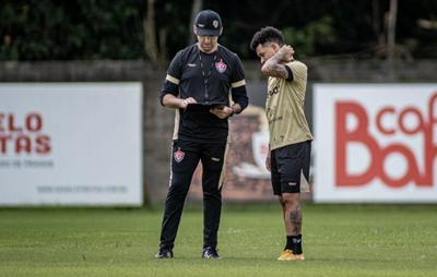 Vitória x São Paulo: veja prováveis escalações, horário e onde assistir