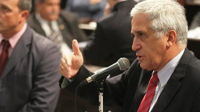 Presidente nacional do Cidadania desembarca em Salvador para encontro partidário