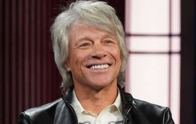 Jon Bon Jovi salva mulher que estava na beirada de ponte nos Estados Unidos