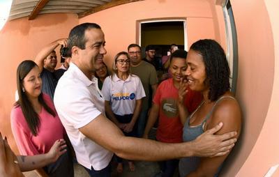 Prefeitura entrega 100 novas casas no bairro de Campinas de Pirajá, em Salvador