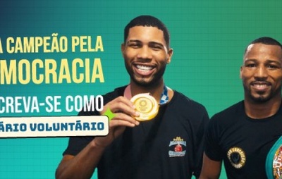 Hebert e Robson Conceição estrelam campanha do TRE-BA para estímulo da atuação como mesário voluntário