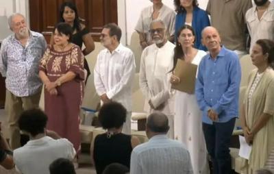 Gilberto Gil marca presença em cerimônia de lançamento de Cátedra em sua homenagem na UFBA